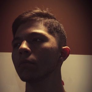 Meet your Posher, Dennis